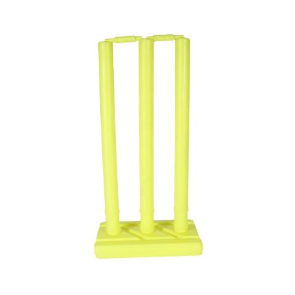 Aver Plastic Stumps and Bails - Toys and Games | Buy online on ZillyBuy