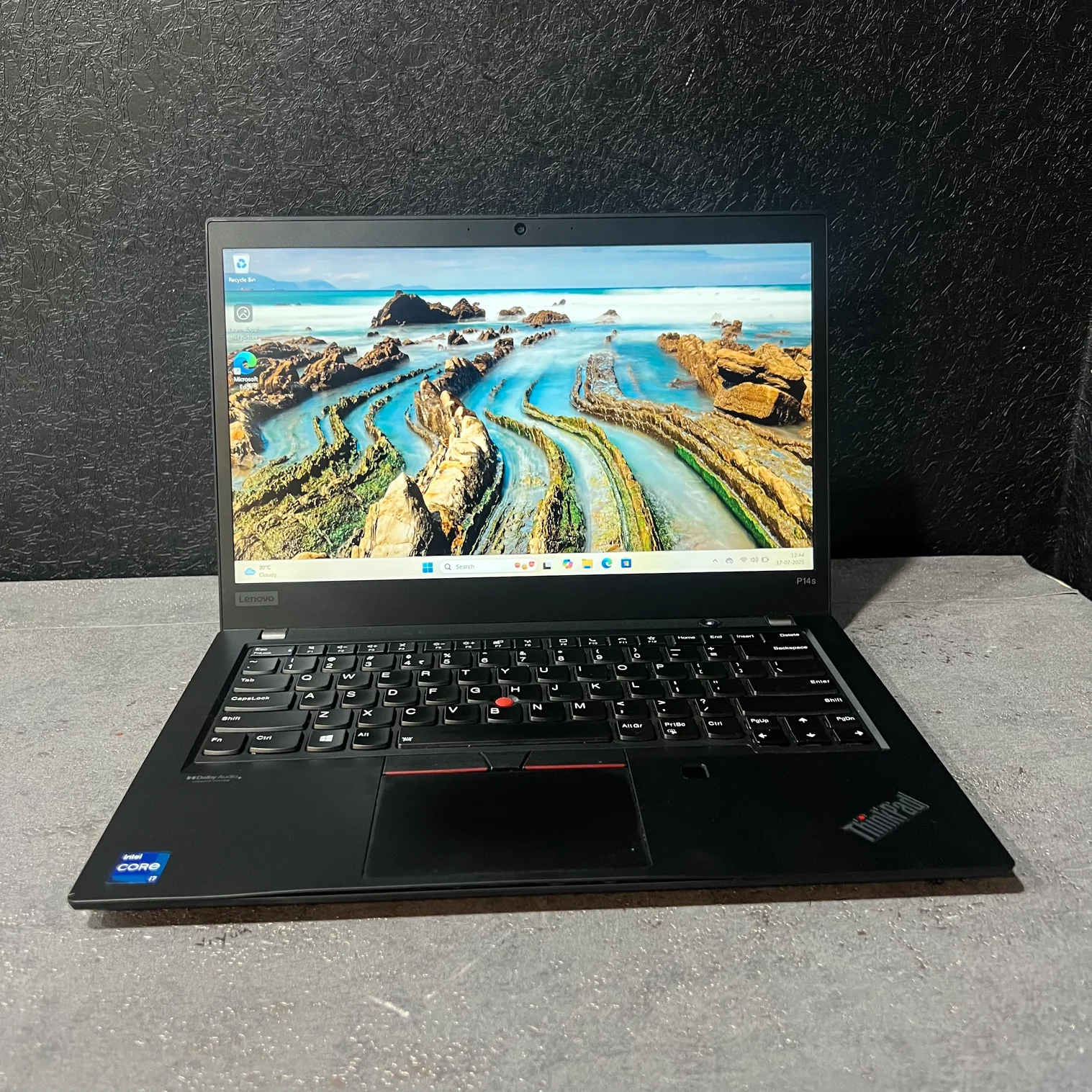 (Renewed) Lenovo Thinkpad P14s Gen-1 i7 10th Gen 14"FHD Display Nvidia Quadro P520 GPU Workstation Laptop Windows 11 with Ms Office 2016  3 year Warranty