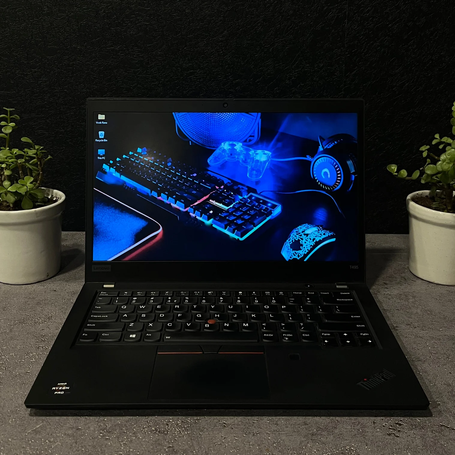 Lenovo Thinkpad T495 AMD Ryzen 5 PRO 14" HD Display Gaming Laptop Windows 10 With MS Office 2016 (Renewed)  3 year Warranty
